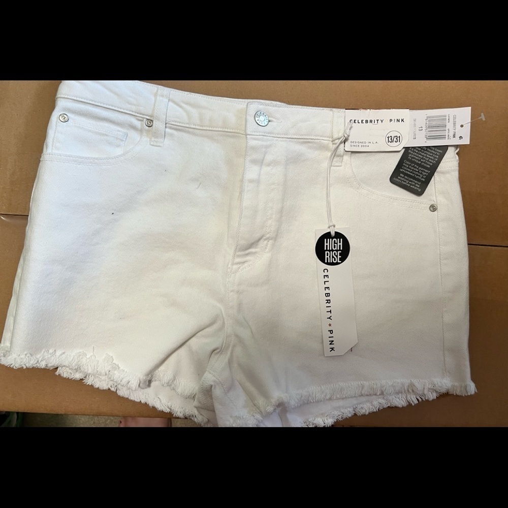 Distressed Celebrity Pink jeans‎ shorts 13 white